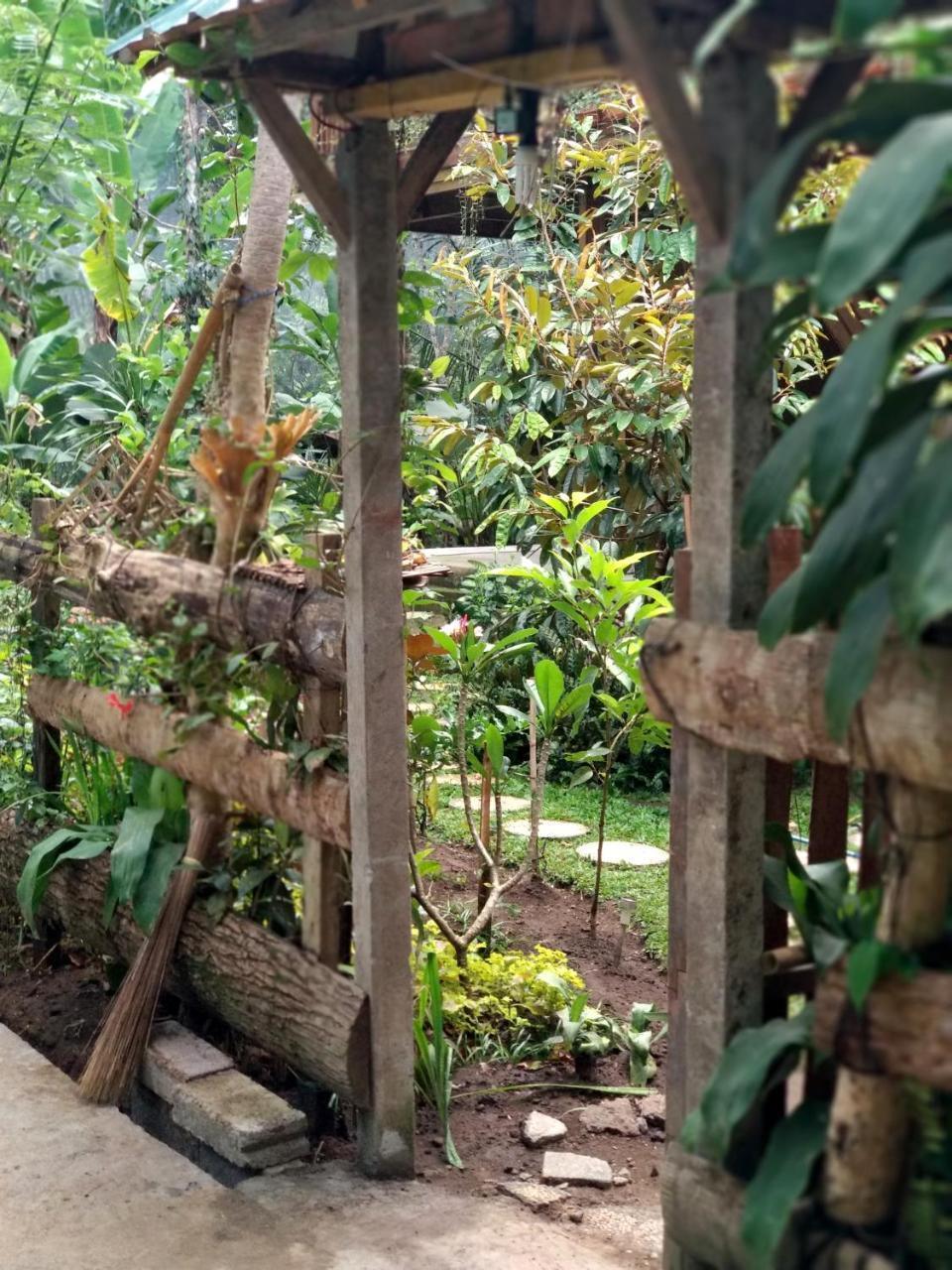 Jungle Joglo Tampaksiring Exterior foto